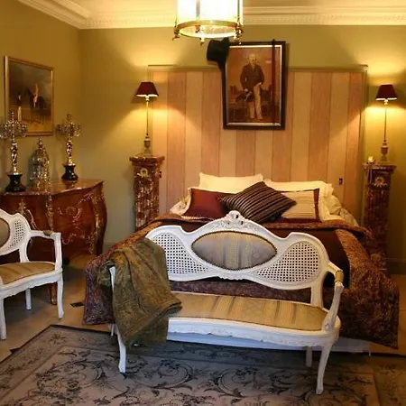Gypsy Hotel